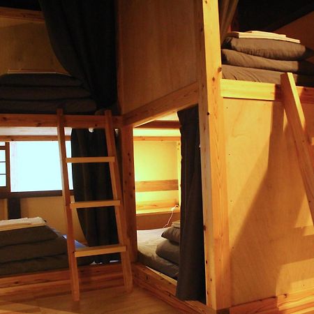 Hostel & Tatami Bar Uchikobare -内子晴れ- Exterior foto