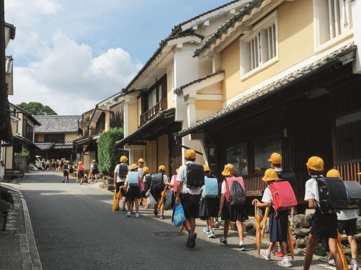 Hostel & Tatami Bar Uchikobare -内子晴れ- Exterior foto